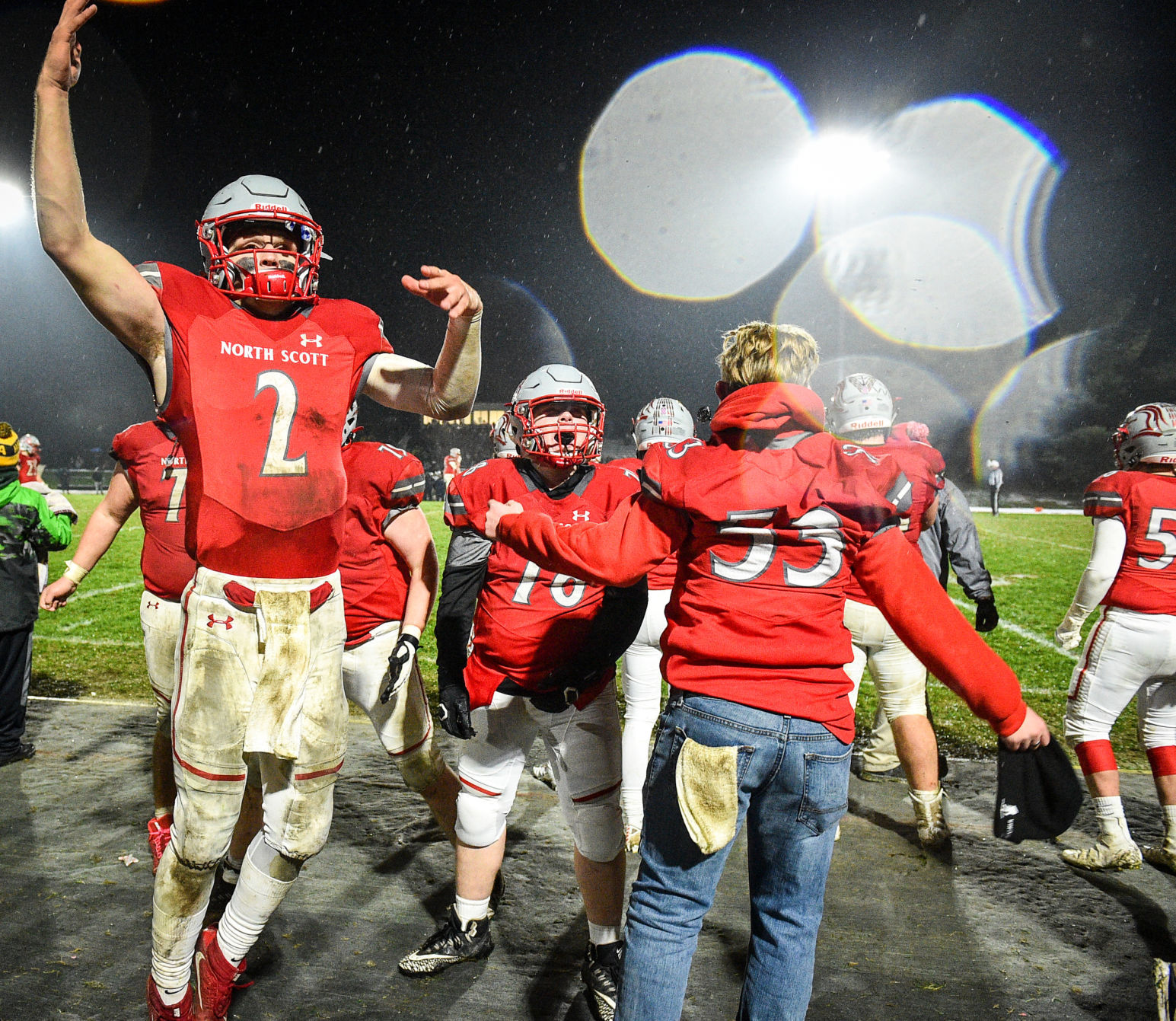 110119-qct-spt-ns-xavier-fball-059a.jpg